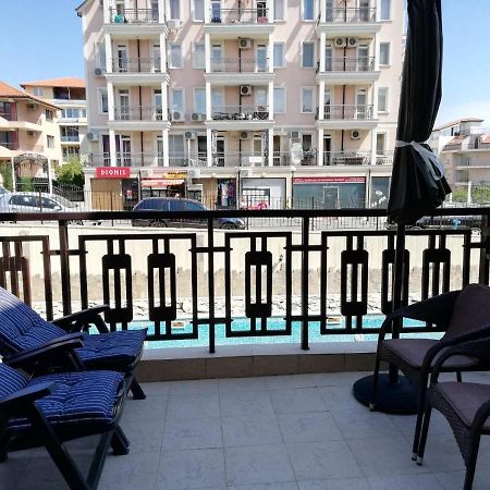 Lovely Studio In A Complex With A Pool By Flat Mаnаger Sveti Vlas Buitenkant foto
