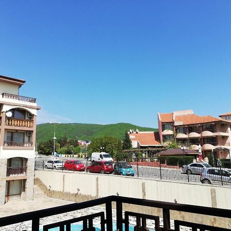Lovely Studio In A Complex With A Pool By Flat Mаnаger Sveti Vlas Buitenkant foto