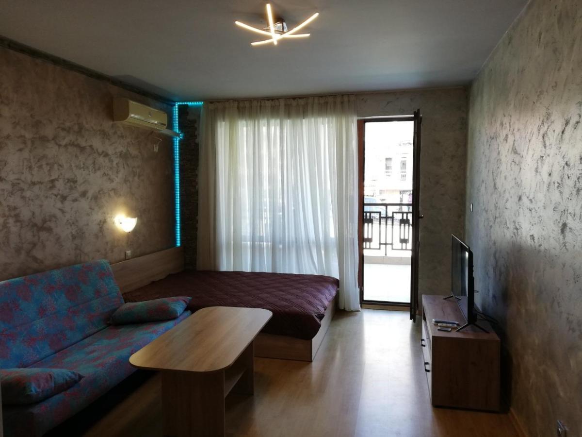 Lovely Studio In A Complex With A Pool By Flat Mаnаger Sveti Vlas Buitenkant foto